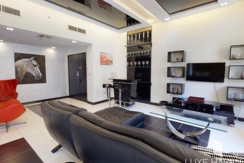 Apartment de 2 dormitorios en Sadaf, UAE No. 15073 11