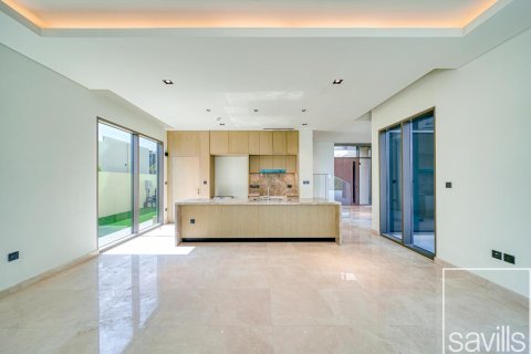 Villa de 4 dormitorios en Golf Place, UAE No. 203766 3