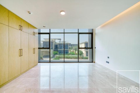 Villa de 4 dormitorios en Golf Place, UAE No. 203766 13