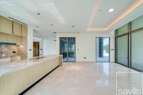 Villa de 4 dormitorios en Golf Place, UAE No. 203766 10