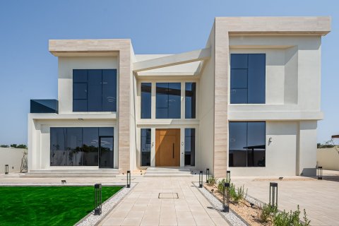 Villa de 5 dormitorios en Dubai, UAE No. 221695