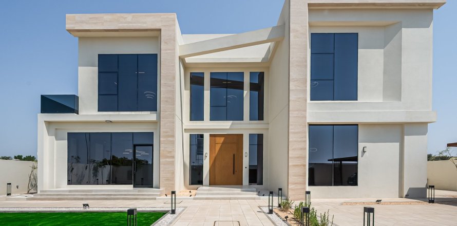 Villa de 5 dormitorios en Dubai, UAE No. 221695