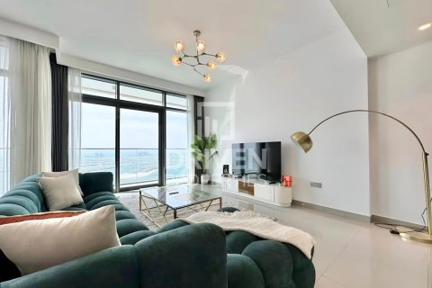 Appartement de 4 chambres à EMAAR Beachfront, UAE No. 217609 5