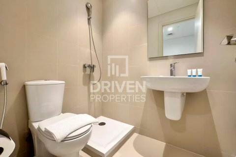 Appartement de 4 chambres à EMAAR Beachfront, UAE No. 217609 24