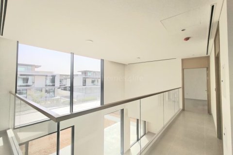 Villa de 4 chambres à The Valley, UAE No. 168639 11