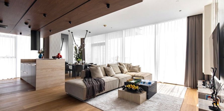 Apartment de 3 dormitorios en Dubai, UAE No. 137261
