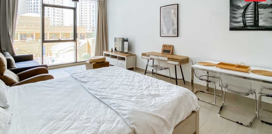 Studio Apartment in Dubai Marina, UAE No. 205043