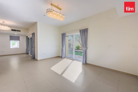 Villa de 4 dormitorios en Dubai, UAE No. 223834 19