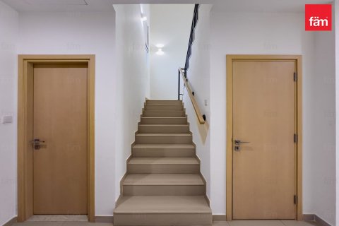 Villa de 4 dormitorios en Dubai, UAE No. 223834 10