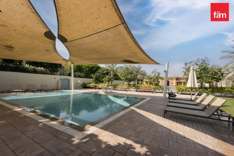 Villa de 4 dormitorios en Dubai, UAE No. 223834 24