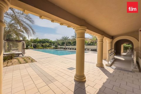 Villa de 4 dormitorios en Dubai, UAE No. 223834 26