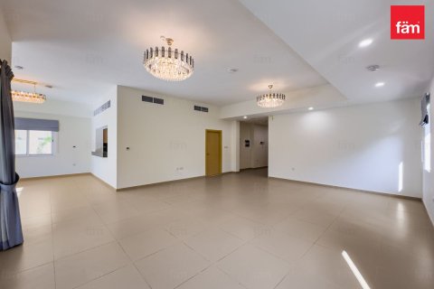 Villa de 4 dormitorios en Dubai, UAE No. 223834