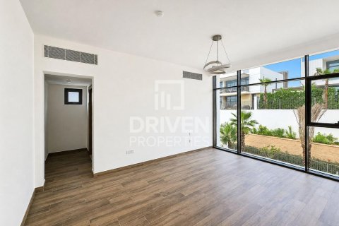 4 bedrooms Villa in Al Furjan, UAE No. 221519 10