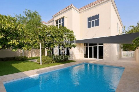 6 bedrooms Villa in The Villa, UAE No. 212442 24