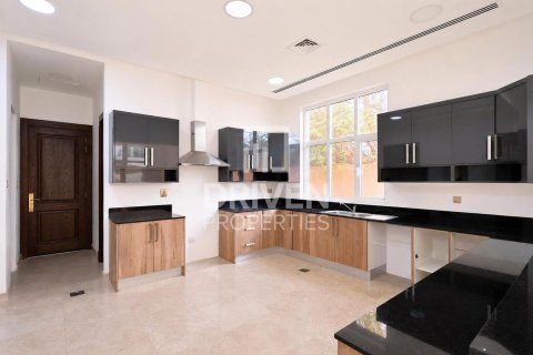 6 bedrooms Villa in The Villa, UAE No. 212442 15