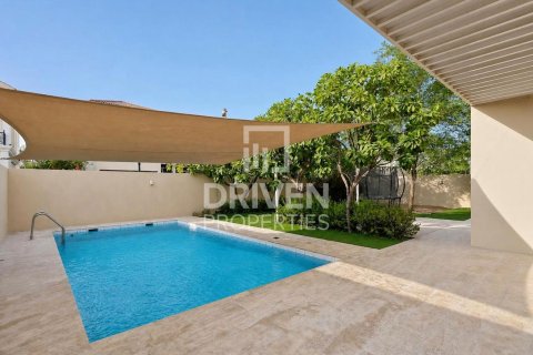 6 bedrooms Villa in The Villa, UAE No. 212442 23