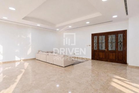 6 bedrooms Villa in The Villa, UAE No. 212442 4