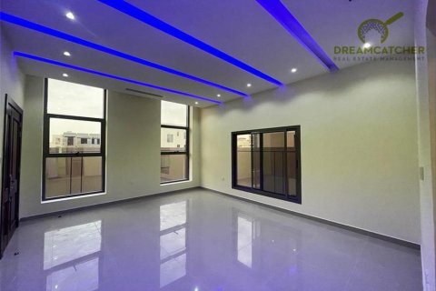 Appartement de 4 chambres à Al Yasmeen, UAE No. 34170 13