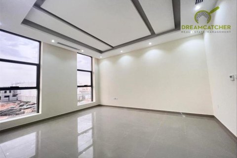 Appartement de 4 chambres à Al Yasmeen, UAE No. 34170 10
