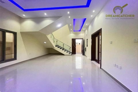 Appartement de 4 chambres à Al Yasmeen, UAE No. 34170 3