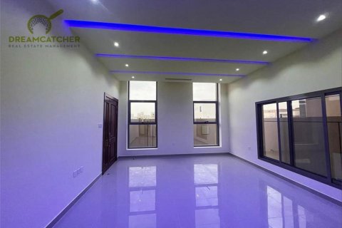 Appartement de 4 chambres à Al Yasmeen, UAE No. 34170 12