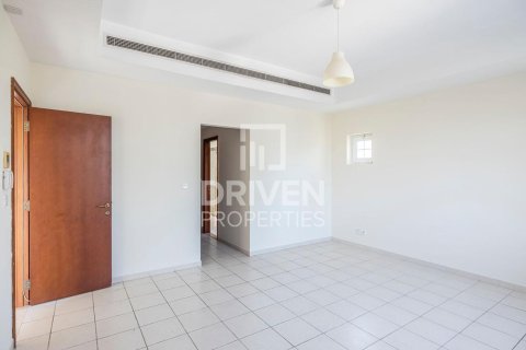Villa de 5 dormitorios en Arabian Ranches, UAE No. 218438 13