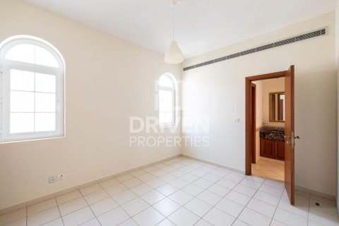 Villa de 5 dormitorios en Arabian Ranches, UAE No. 218438 16