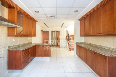 Villa de 5 dormitorios en Arabian Ranches, UAE No. 218438 19