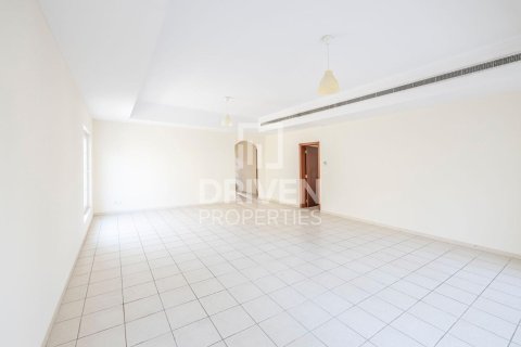 Villa de 5 dormitorios en Arabian Ranches, UAE No. 218438 4