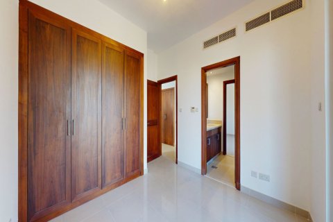 5 bedrooms Villa in Dubai, UAE No. 217084 23