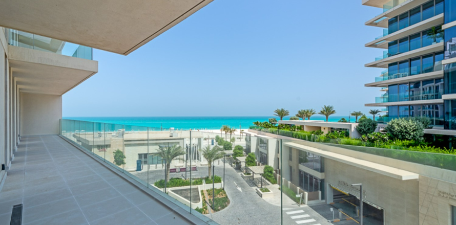 Apartment de 3 dormitorios en Saadiyat Island, UAE No. 214739
