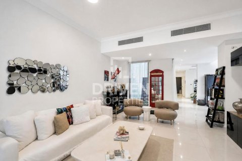 4 bedrooms Villa in DAMAC Hills (Akoya by DAMAC), UAE No. 211214 8