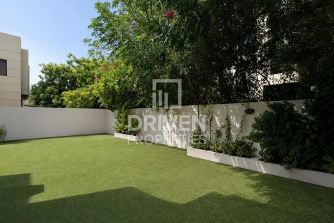 4 bedrooms Villa in DAMAC Hills (Akoya by DAMAC), UAE No. 211214 24