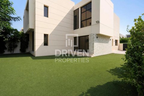 4 bedrooms Villa in DAMAC Hills (Akoya by DAMAC), UAE No. 211214