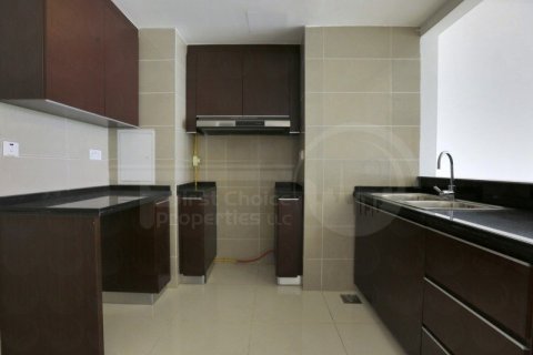 2 bedrooms Apartment in Al Reem Island, UAE No. 172375 7
