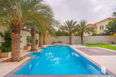 3 bedrooms Villa in Legacy, UAE No. 10652 12