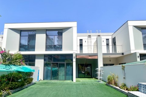 Townhouse de 3 dormitorios en Al Furjan, UAE No. 221729