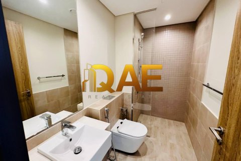 Apartment de 3 dormitorios en Al Kifaf, UAE No. 8727 15
