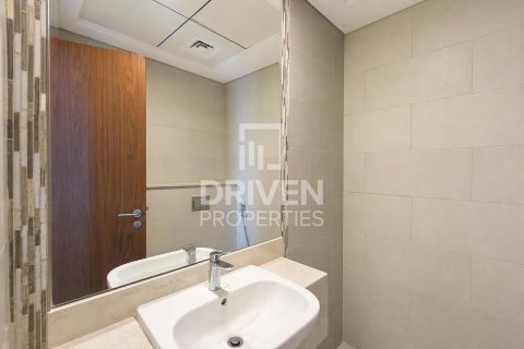 Apartment de 2 dormitorios en District 13, UAE No. 204719 21