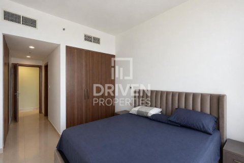 Apartment de 2 dormitorios en District 13, UAE No. 204719 8