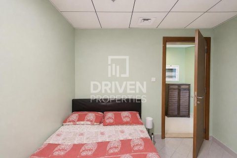 Apartment de 2 dormitorios en District 13, UAE No. 204719 15
