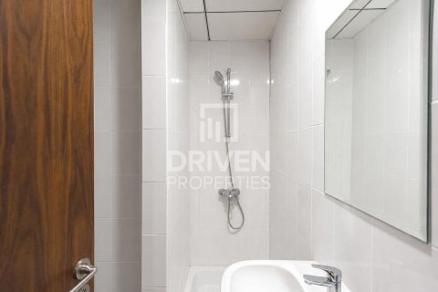 Apartment de 2 dormitorios en District 13, UAE No. 204719 20