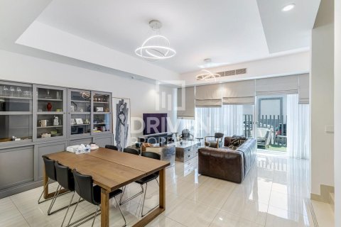 4 bedrooms Townhouse in Victory Heights, UAE No. 217948 5
