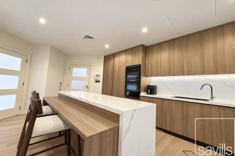 Вилла с 4 спальнями в Garden Homes, ОАЭ №217385 9