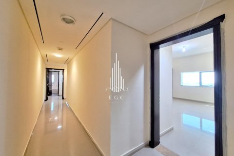 Apartment de 3 dormitorios en Al Mina, UAE No. 36645 19