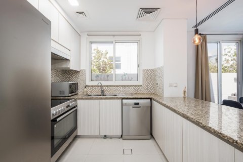 Таунхаус с 4 спальнями в Arabella Townhouses 3, ОАЭ №218863 10