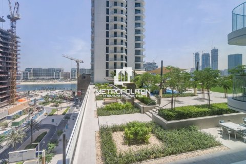Apartment de 1 dormitorio en EMAAR Beachfront, UAE No. 128170
