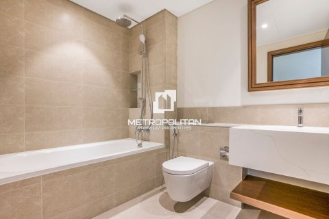 Appartement de 1 chambre à EMAAR Beachfront, UAE No. 128170 13