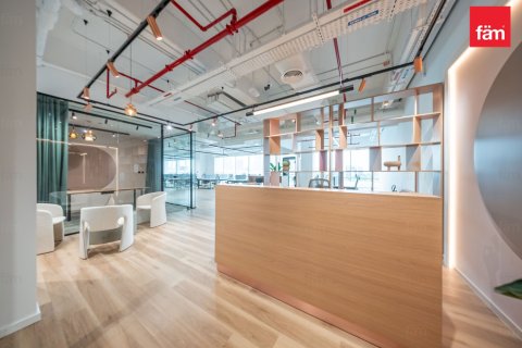 269.9m² Office in Sheikh Zayed Road, UAE No. 156698