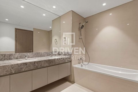 Apartment de 2 dormitorios en Opera District, UAE No. 221460 17
